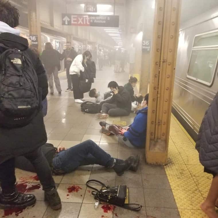 10 people shot on New York City subway