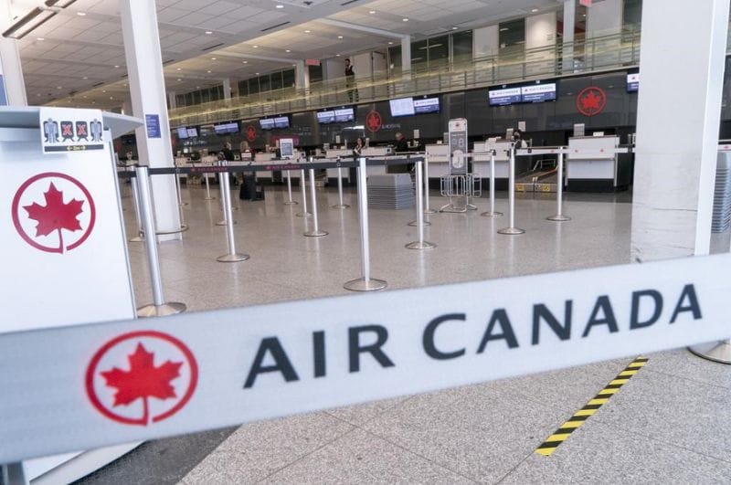 Air Canada suspends service to US