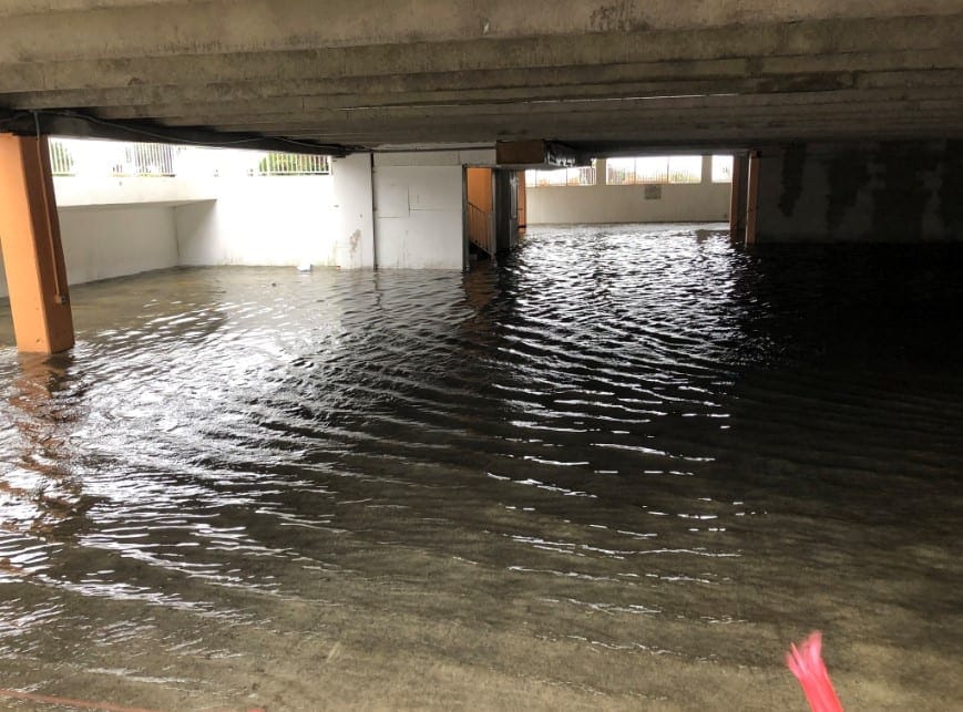 AccuWeather-National-Weather-Reporter-Jonathan-Petramala-captures-the-lower-level-of-a-parking-structure-in-Myrtle-Beach-S.C.-