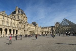 Louvre Parijs Foto © E. Lang | eTurboNews | eTN