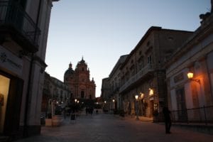 9 On the right the palace and the view of the cathedral of Ibla | eTurboNews | eTN