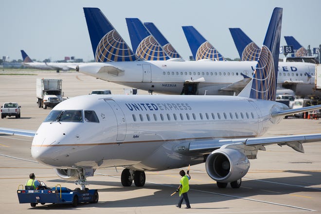 United Airlines adds nearly 25,000 flights in August
