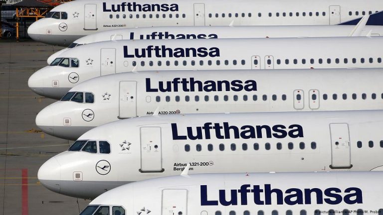 Cuts and rollbacks: Lufthansa decides on third restructuring program package